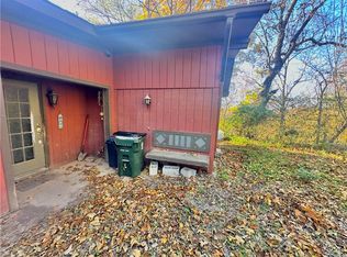 54 Summit Dr, Holiday Island, AR 72631