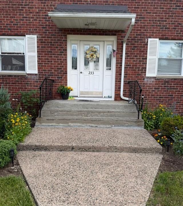 1st image of 233 N Middletown Road #D