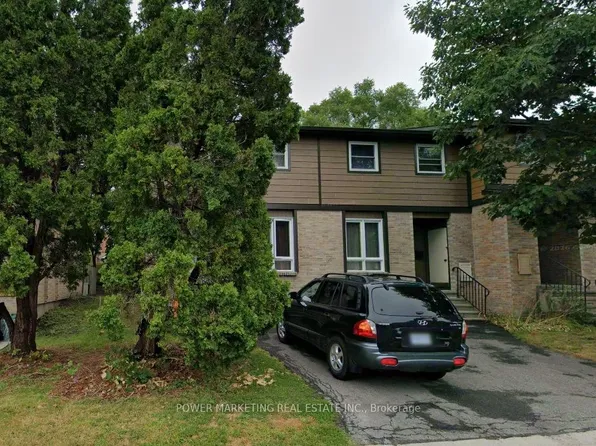 1731 Trappist Ln, Ottawa, ON K1C 1X7