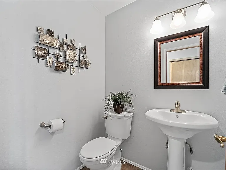 21429 SE 277th St — Photo 17