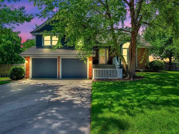 6453 SW 24th St, Topeka, KS 66614