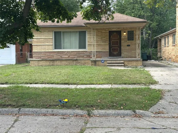 24051 Berkley Ave, Oak Park, MI 48237