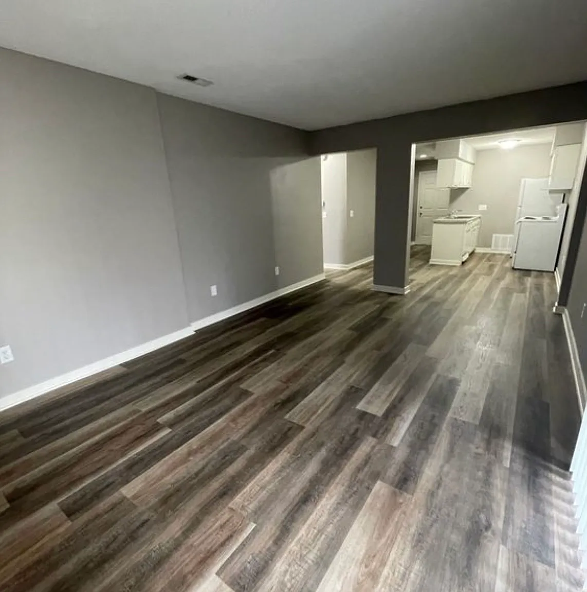 2 bed, 900 sqft, $1,000 — Photo 2