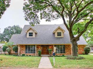 1720 Venetian Cir, Arlington, TX 76013