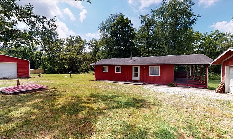1st image of 93 Holly Dr