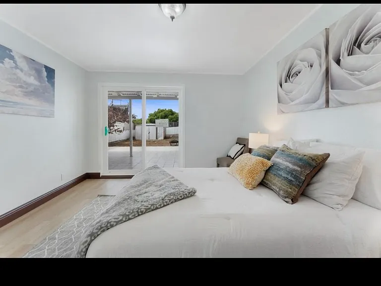 48 Parkview Ave — Photo 1