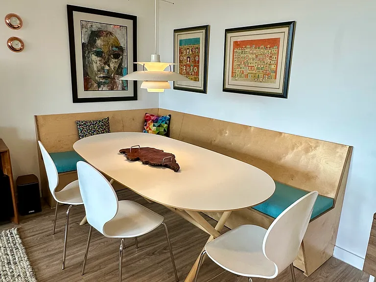 Dining nook