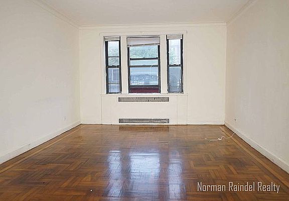 4th image of 31-21 54th St #2C