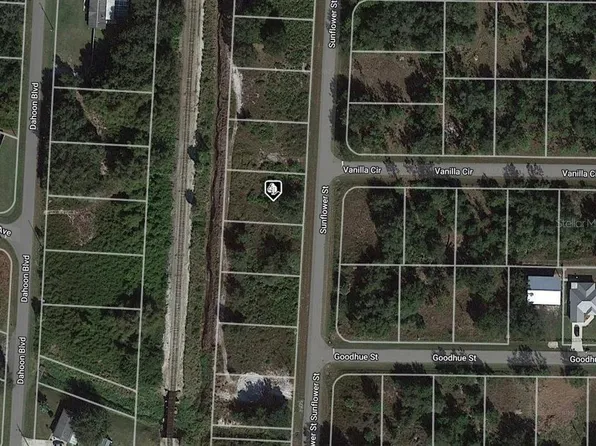 93 Sunflower St, Punta Gorda, FL 33982