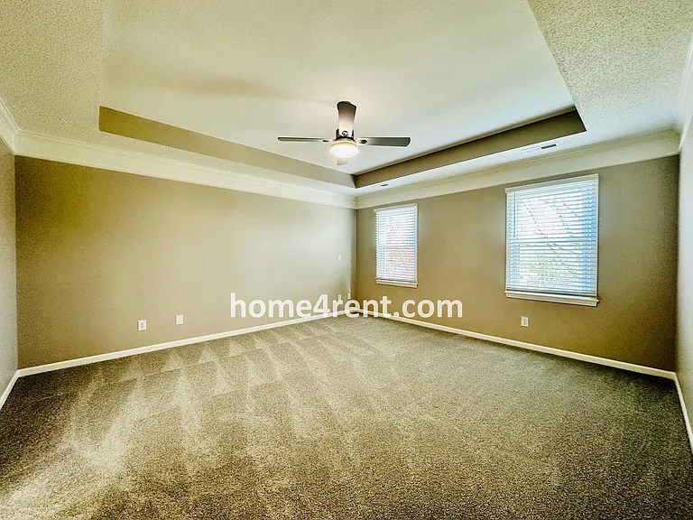 902 Sherman Pkwy — Photo 31