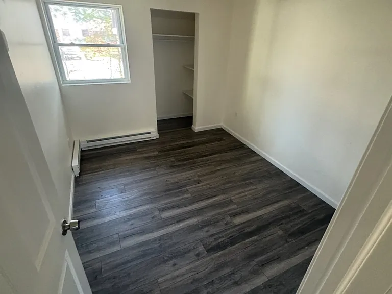 27 Hillside Ave #8 — Photo 2
