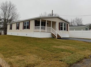 8 Pond Rd, Chepachet, RI 02814