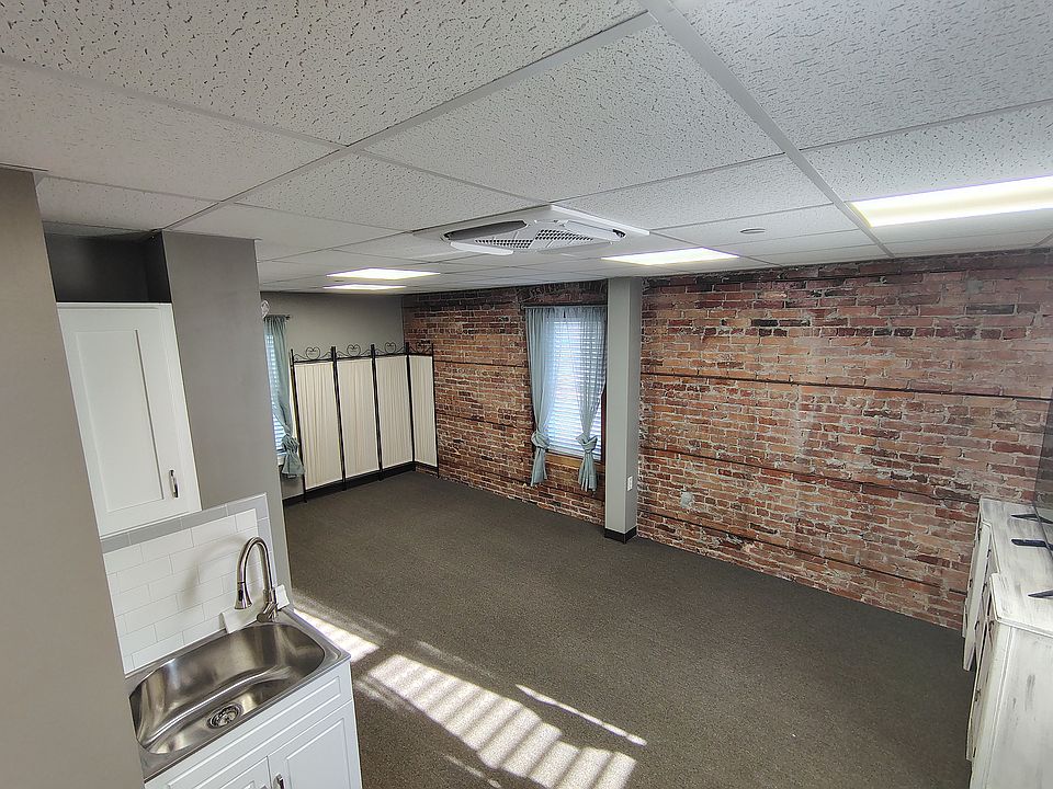 1st image of 28 Church St APT 3