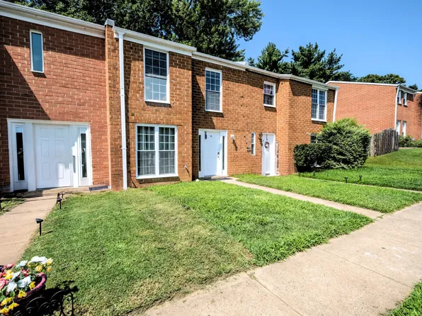 10 Oak Dr, Stafford, VA 22554