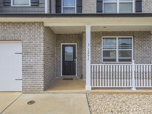 5th image of 1291 Black Oak Cir