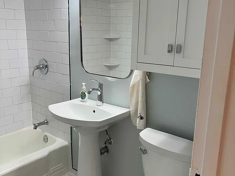 3900 Tunlaw Rd NW #208 — Photo 4