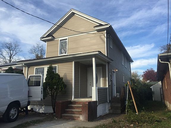 3rd image of 219-00 140th Ave