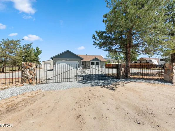 1358 Downs Dr, Minden, NV 89423