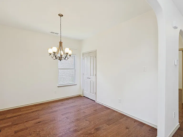 1809 McGee Ave — Photo 10