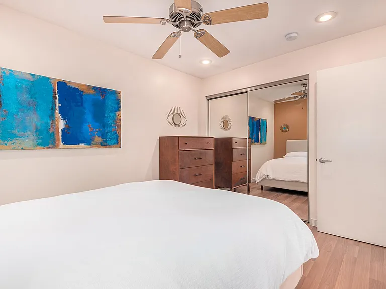 1850 E Maryland Ave #46 — Photo 8