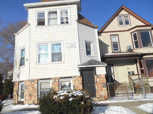 1st image of 3534 W Medill Ave