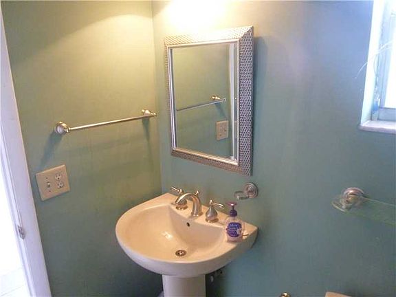 4th image of 9801 Sunrise Lakes Blvd APT 309