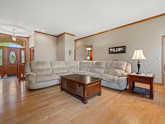 5th image of 1855 River Lakes ROAD SOUTH South