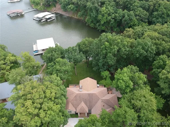 108 Lakeview Ct, Lake Ozark, MO 65049