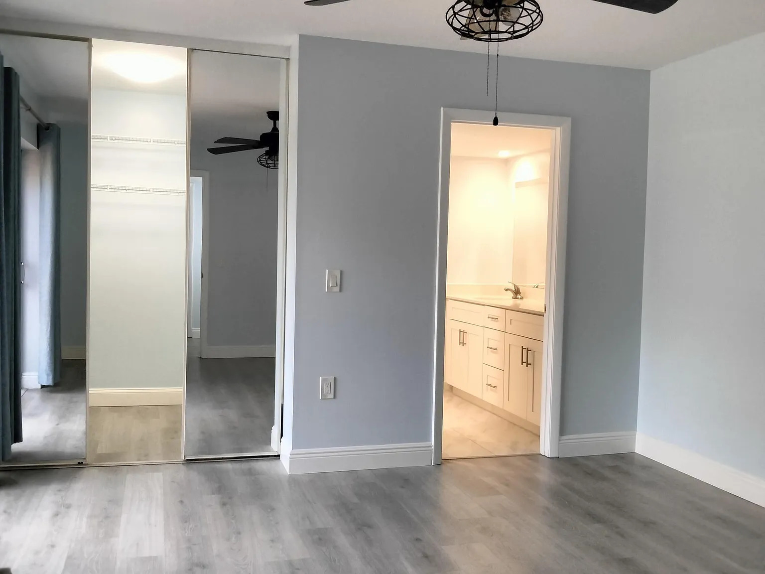 2 bed, 2.5 bath, 1236 sqft, $2,200 — Photo 3