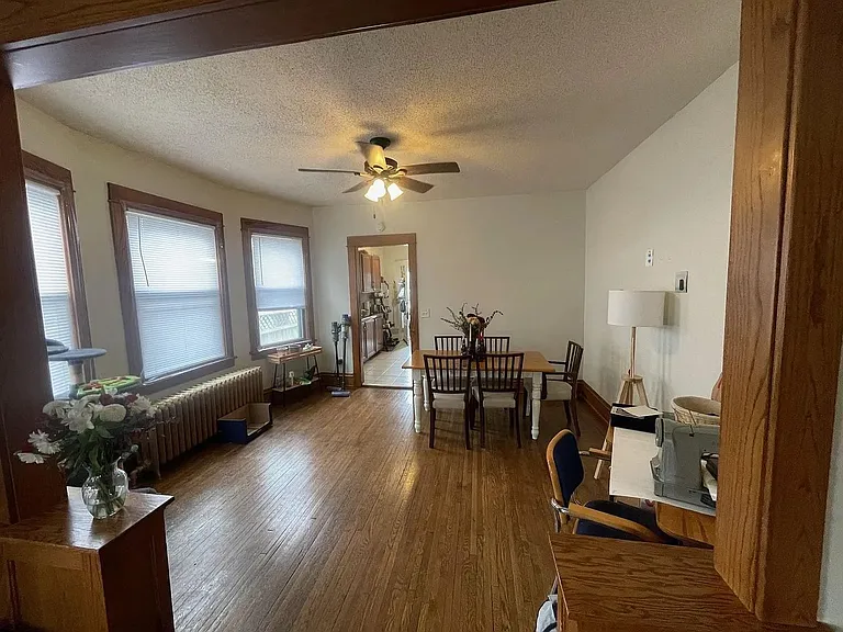 1607-1609 Van Buren Ave — Photo 11