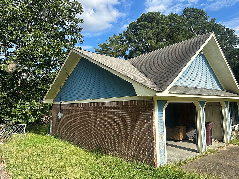 2nd image of 108 Mulberry Dr