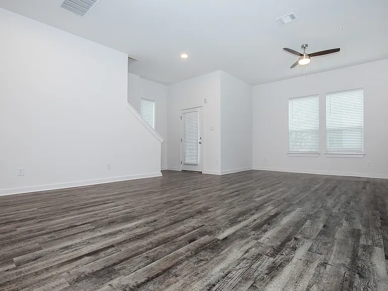 Trailside Oaks Townhomes — Photo 144
