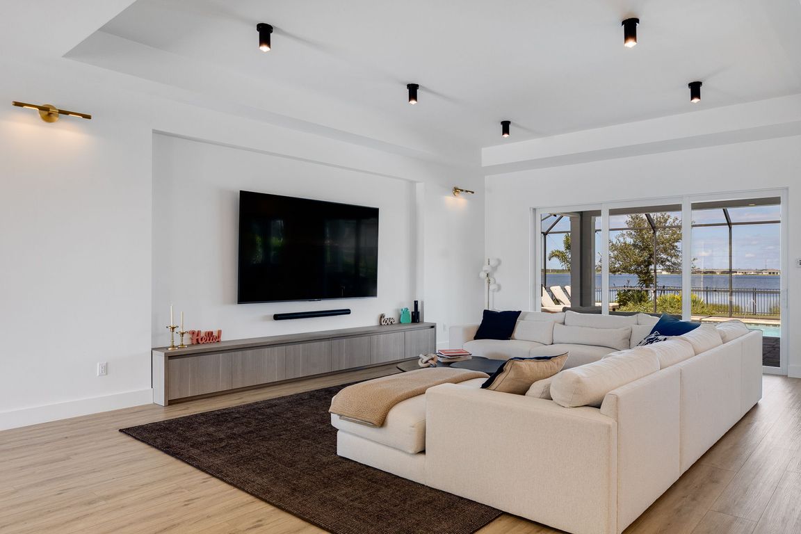 next background image