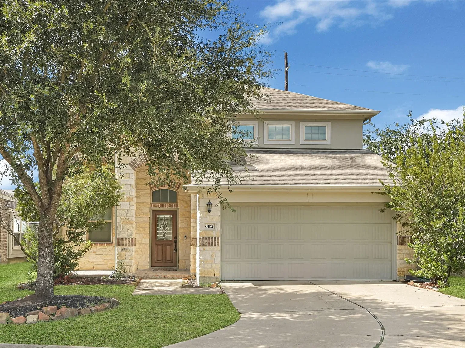 4 bed, 2.5 bath, 2984 sqft, $2,650 — Photo 1