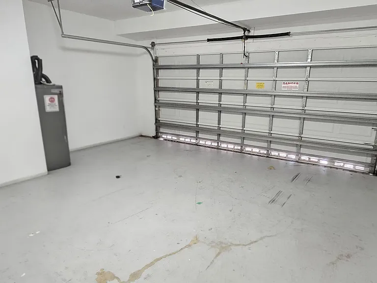 9138 Dupont Pl — Photo 13