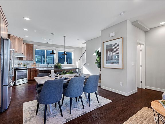 5th image of 23833 SE 45th Terrace
