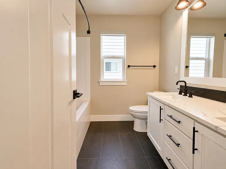 18532 Meridian Ave SE — Photo 11