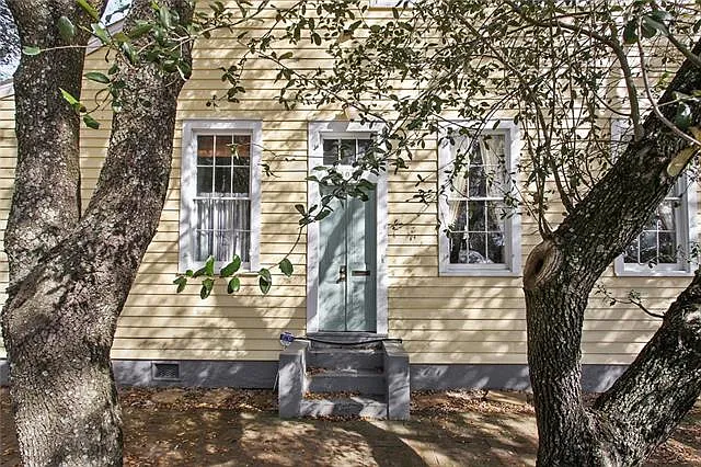2 bed, 2.0 bath, 919 sqft, $2,250 — Photo 2