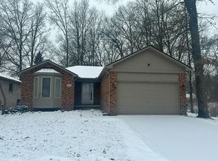 27277 Warner Ave, Warren, MI