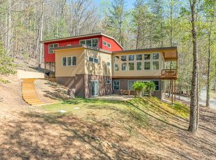 40 Pond Path, Ellijay, GA 30536