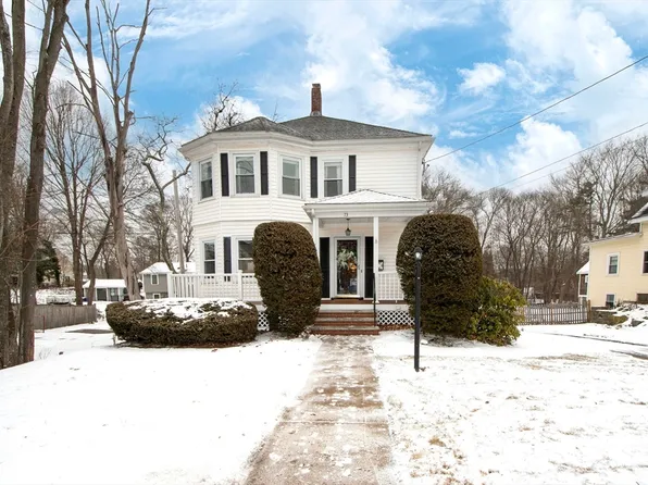 73 Hollis St, Weymouth, MA 02190