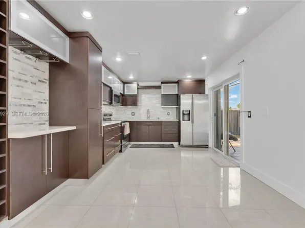 9646 SW 151st Ave, Miami, FL