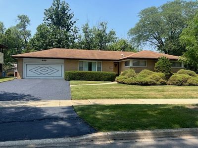 880 S Washington St, Elmhurst, IL, 60126