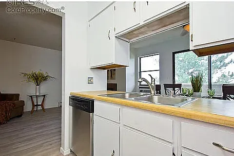 3431 Stover St #E532 — Photo 7