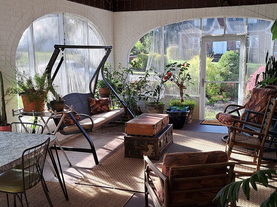 385 E Tugalo St Toccoa, GA, 30577 Apartments for Rent Zillow