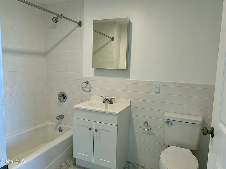 155 River St #2A — Photo 12