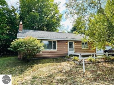 7741 Mile Point Dr, Central Lake, MI, 49622