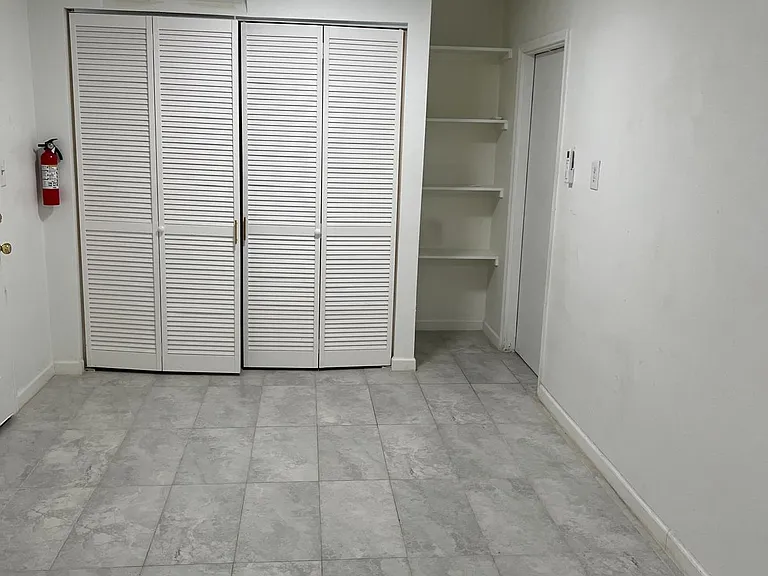 Laundry & pantry area