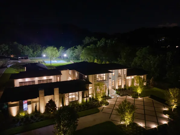 1215 Franklin Rd, Brentwood, TN 37027