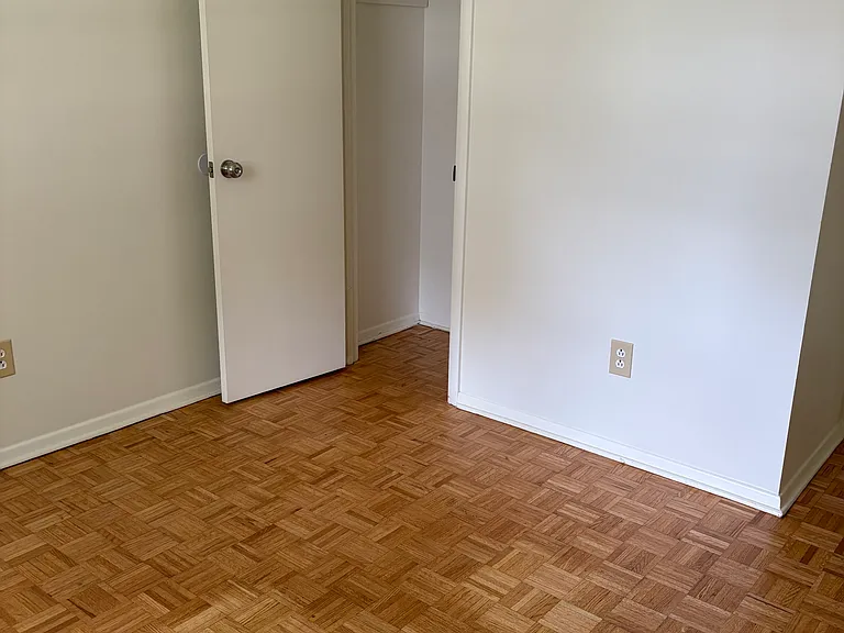 124 Apple Tree Ct — Photo 7